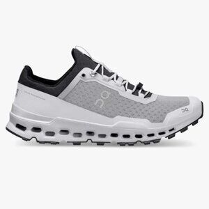 On Running Cloudultra Size 8